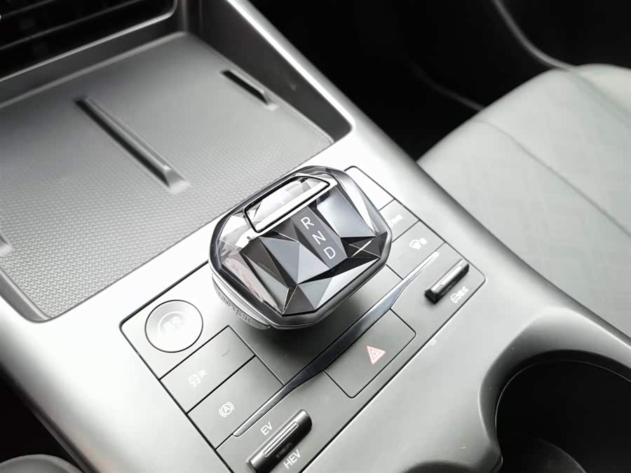 BYD Qin Plus 2025 #14 BYD Qin Plus 2025 car image #14