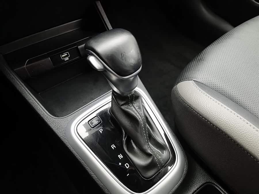 Kia KX1 2019 immagine di auto #14