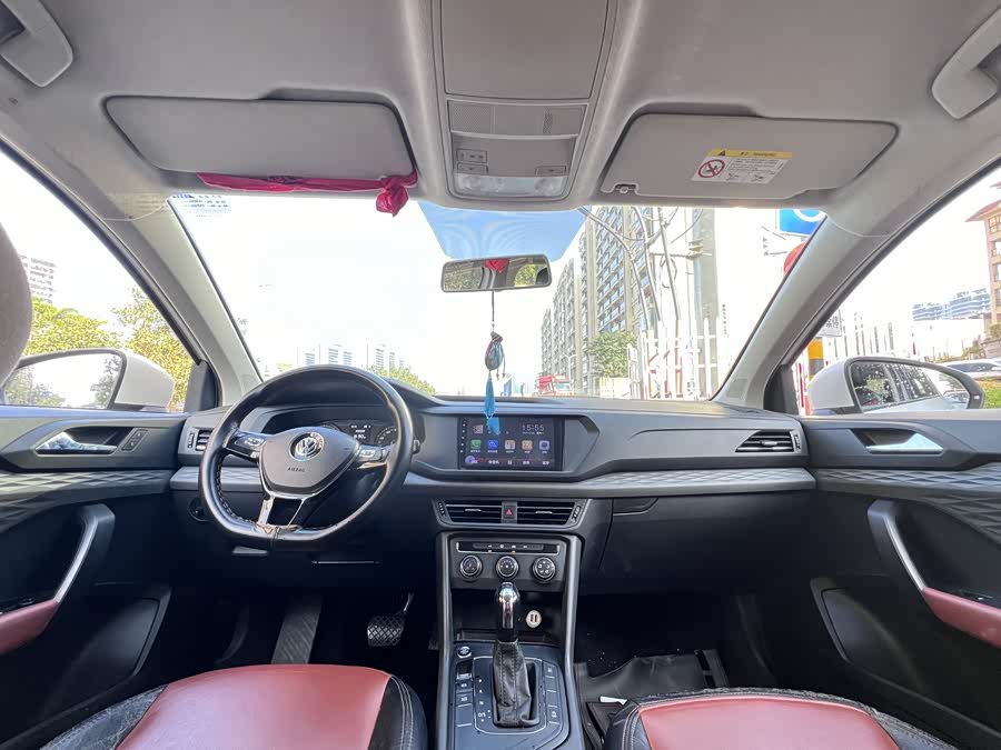 Volkswagen Tharu 2018 immagine di auto #14