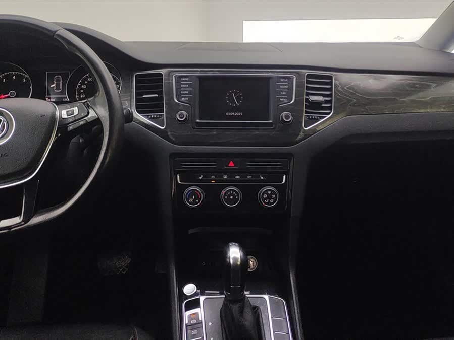 Volkswagen Golf Sportsvan 2016 car image #14
