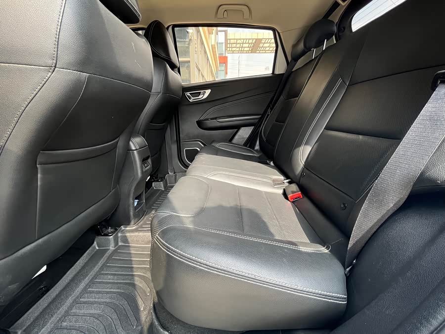 Vision X3 2018 car image #14