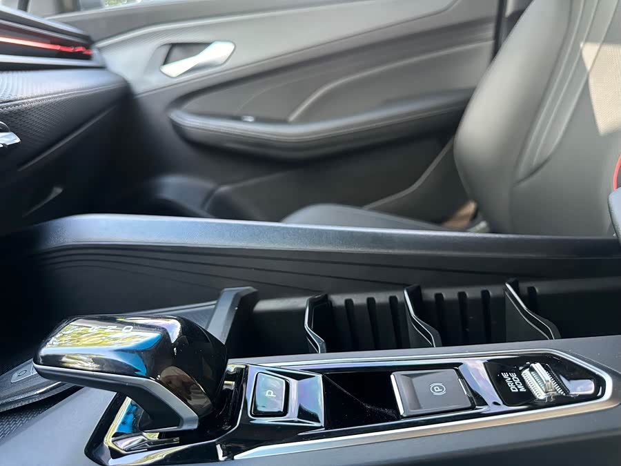 GEELY Binray 2022 #14 GEELY Binray 2022 immagine di auto #14