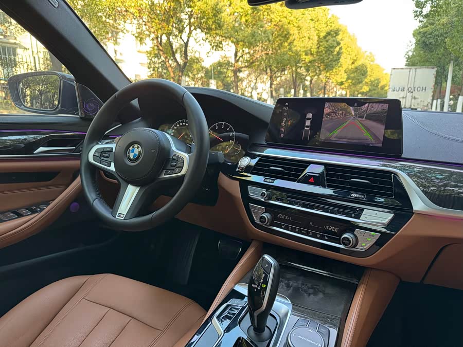 BMW 5 Series 2018 #14 BMW 5 Series 2018 car image #14