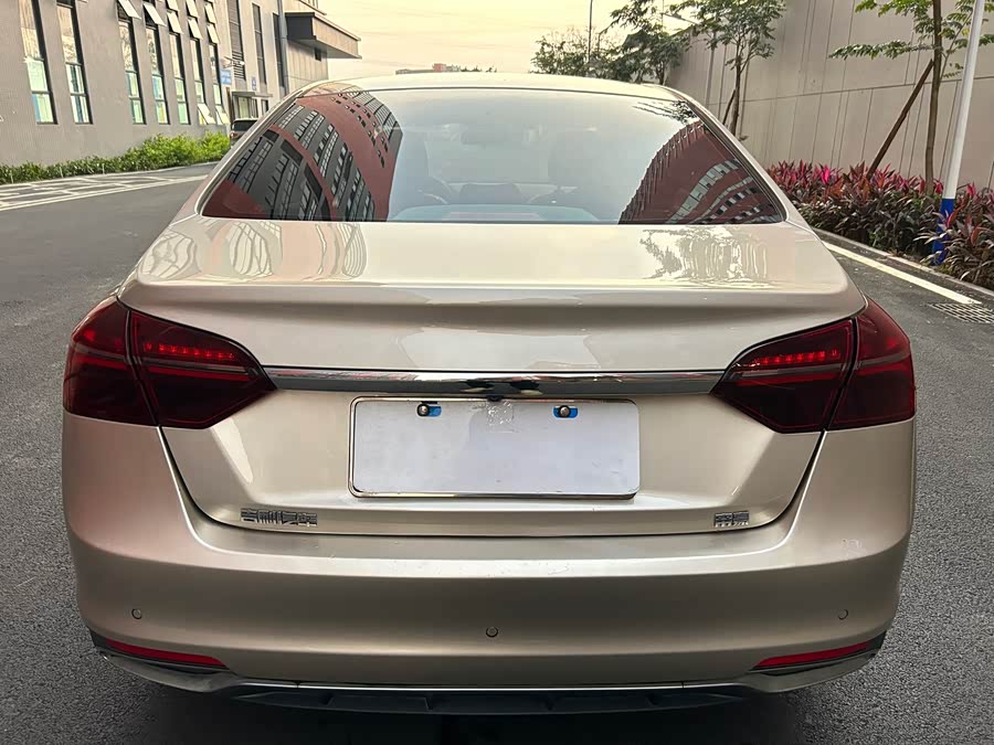GEELY Emgrand 2020 car image #14