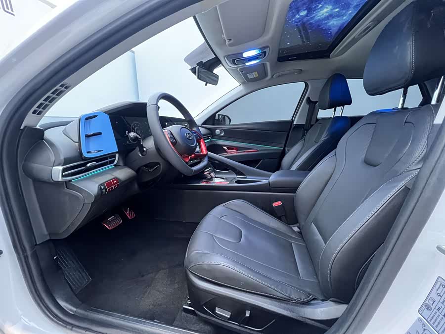 Hyundai Elantra 2022 car image #14