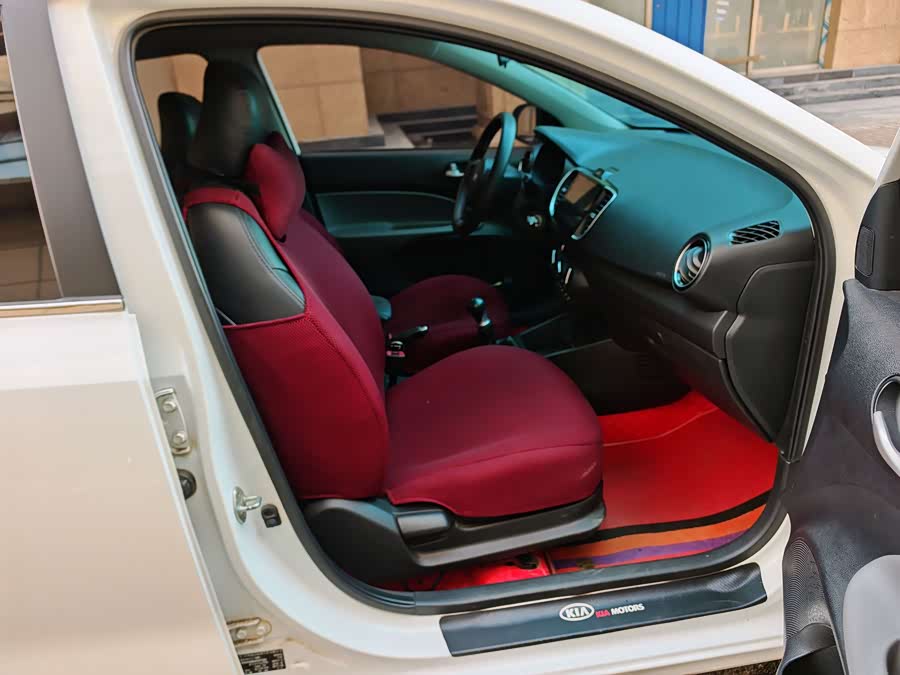 起亚 焕驰 2018 汽车图片 #14