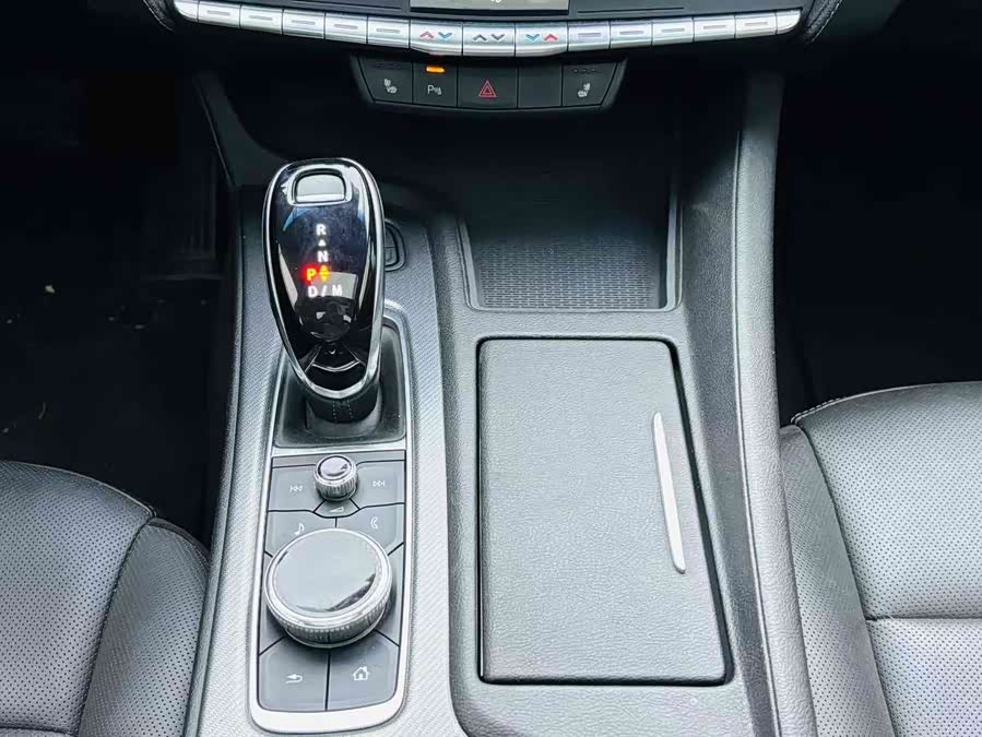 2021 car image #14