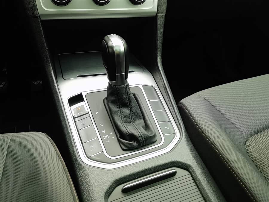 大众 高尔夫·嘉旅 2016 汽车图片 #14