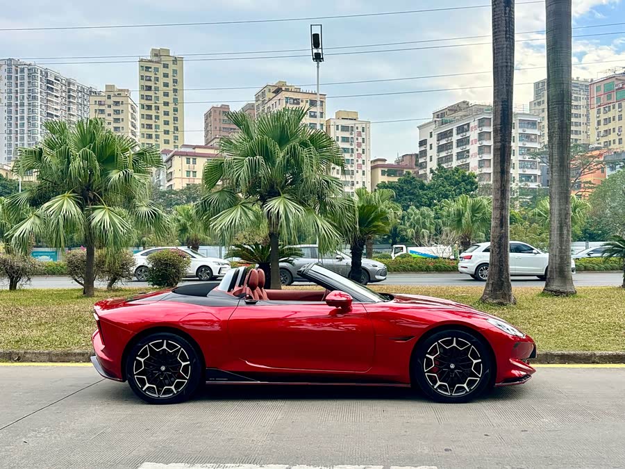 MG Cyberster 2023 car image #14