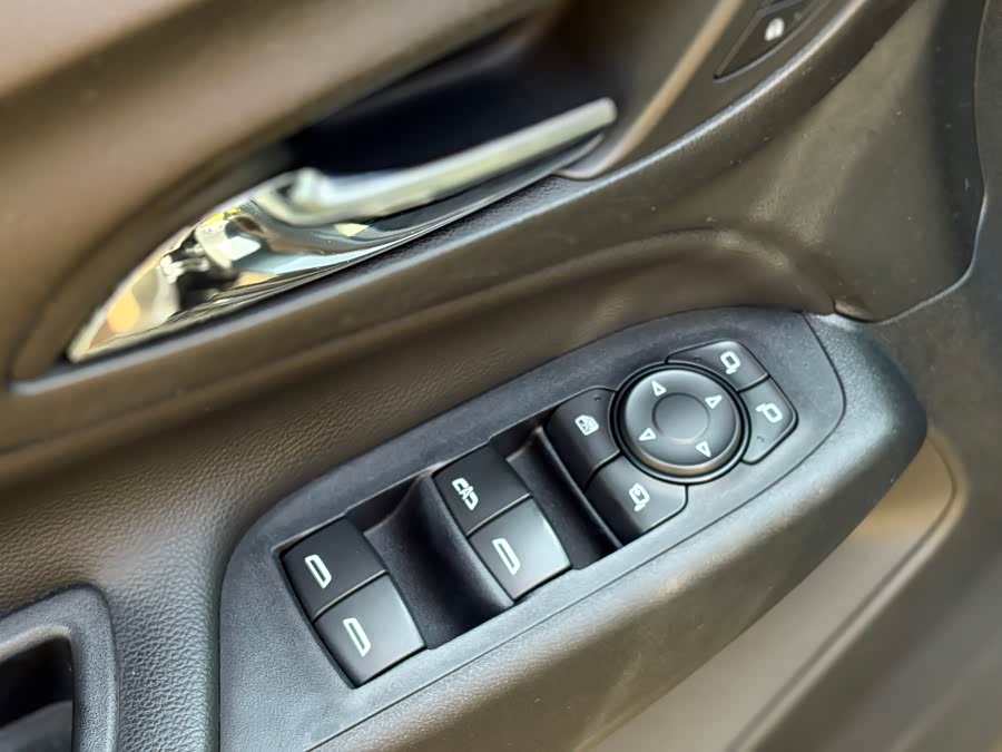 Chevrolet Equinox 2017 car image #14