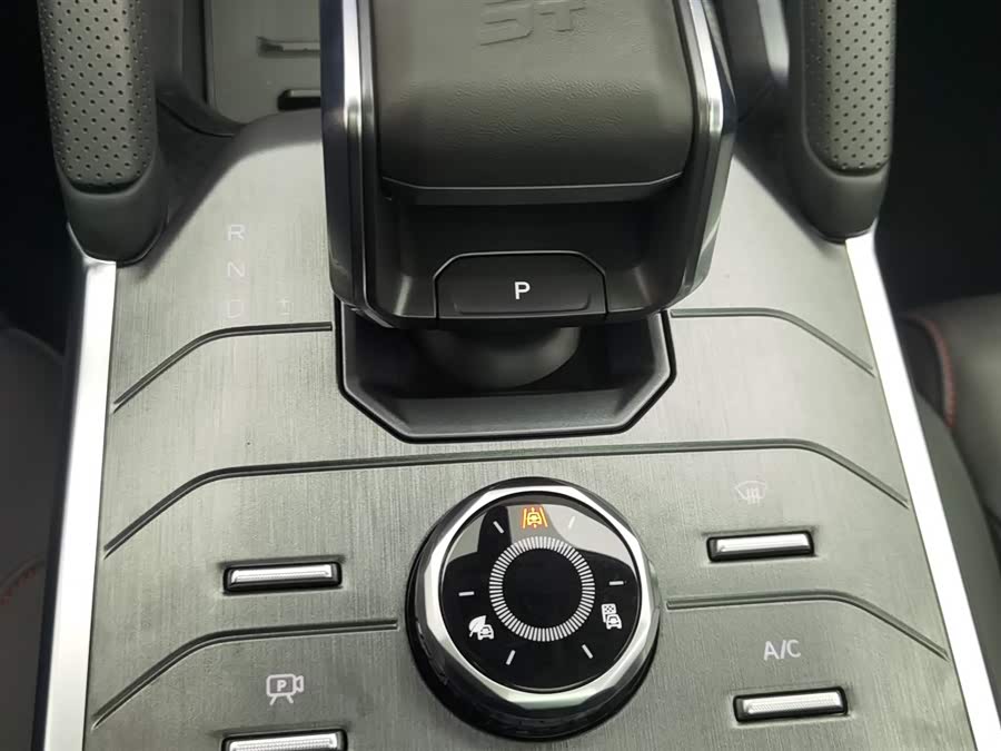 Jetour Traveller 2024 car image #14