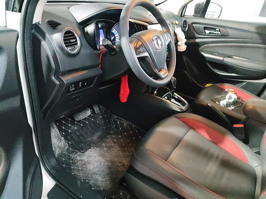 Changan CS15 2017 car image #14