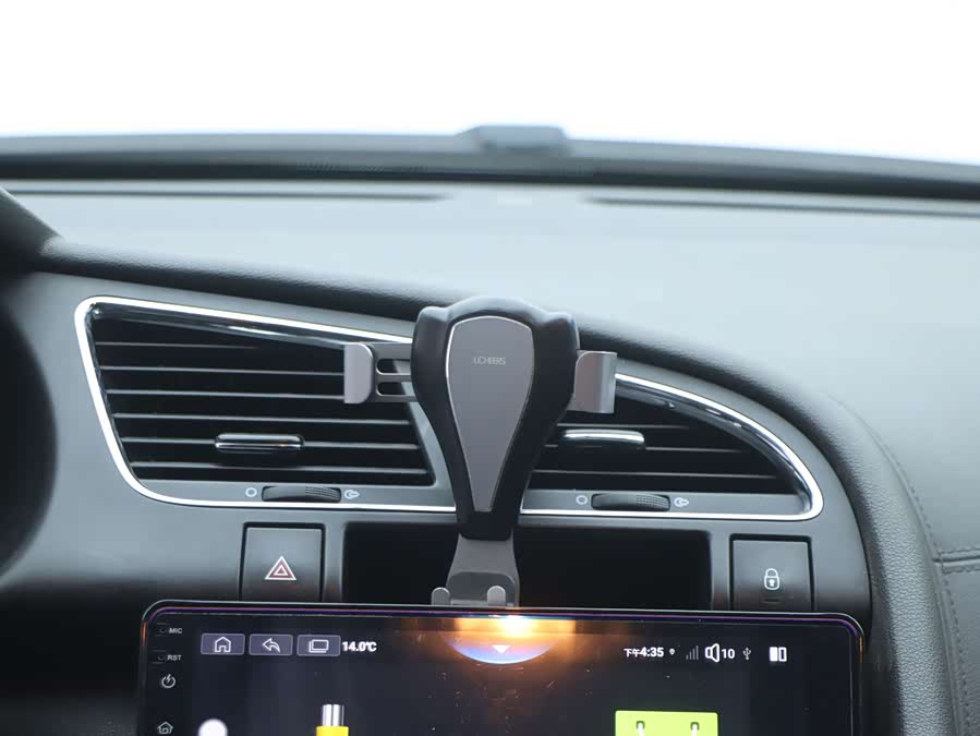 Peugeot 3008 2019 car image #14
