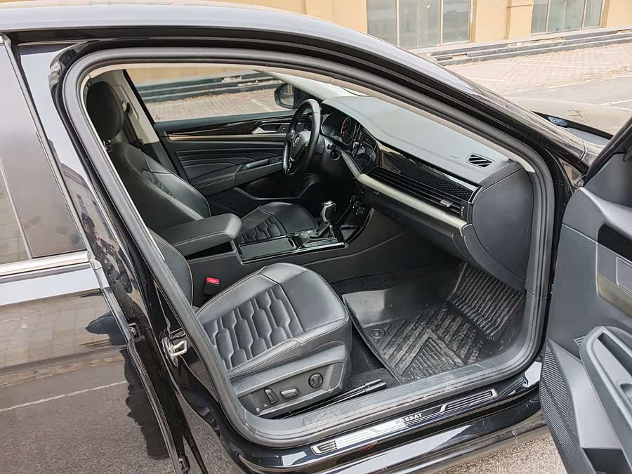Volkswagen Passat 2019 #14 Volkswagen Passat 2019 car image #14