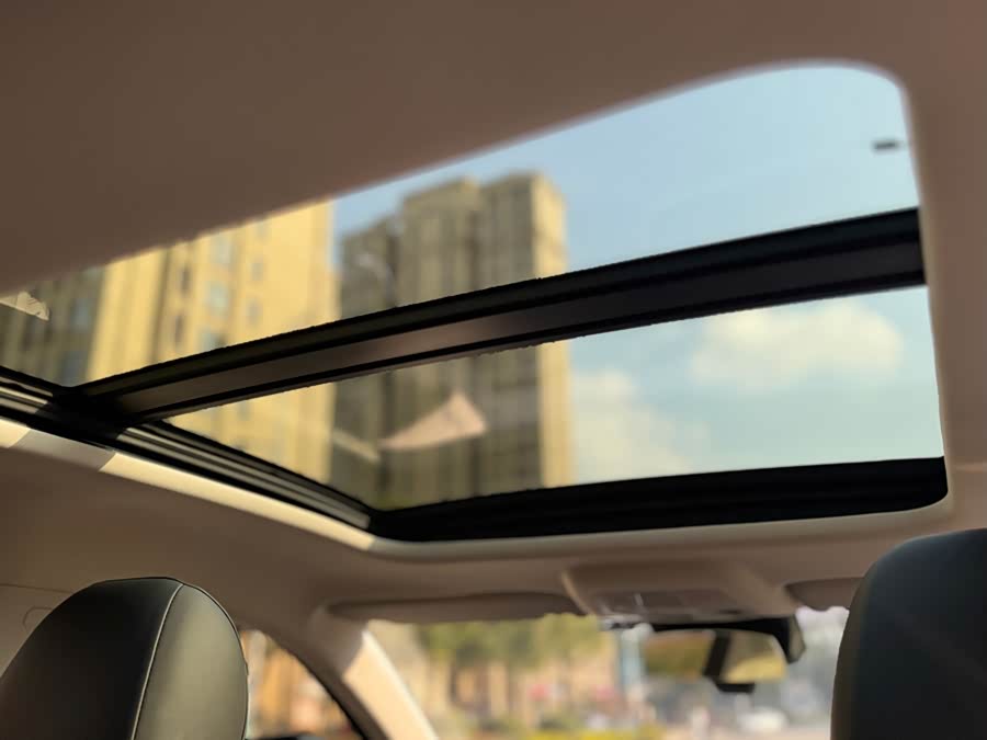 2023 car image #14