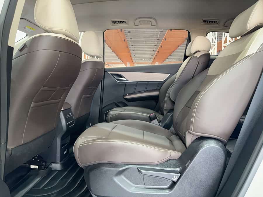 BYD Song MAX New Energy 2022 car image #14