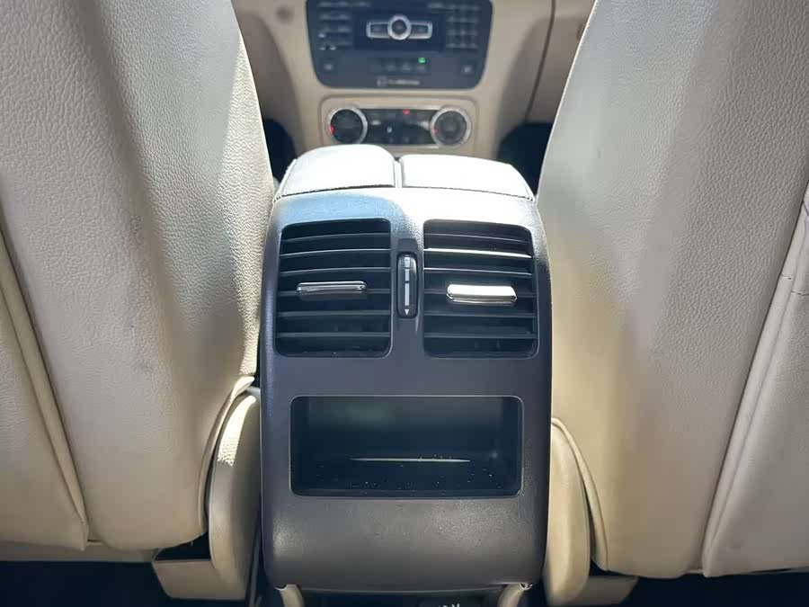 Mercedes-Benz GLK Class 2015 immagine di auto #14