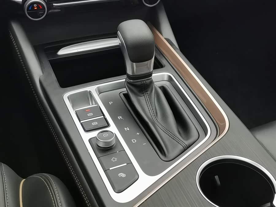 Chery Arrizo 5 Plus 2023 immagine di auto #14