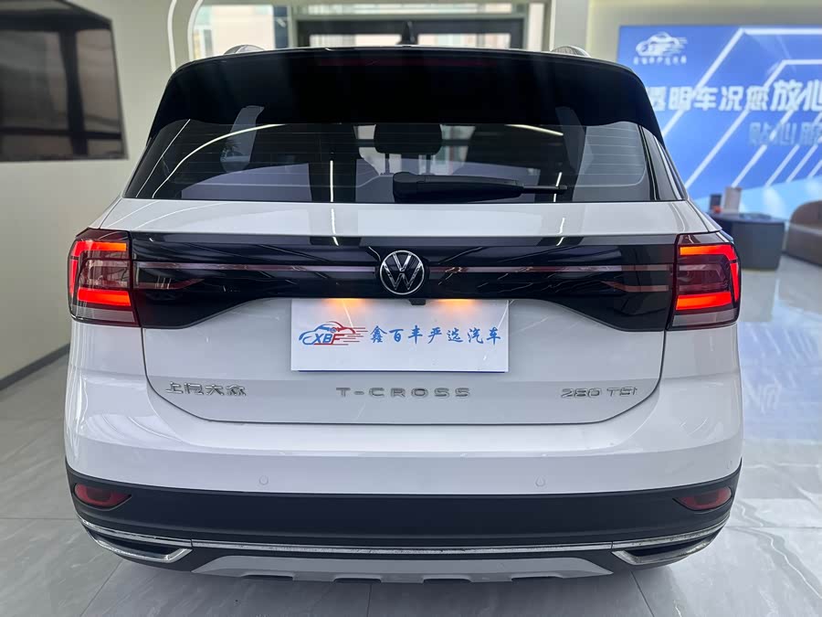Volkswagen T-Cross 2021 car image #14