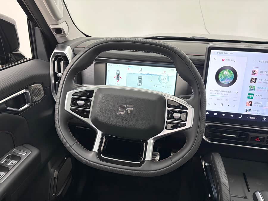 Jetour X70 PLUS 2021 #14 Jetour X70 PLUS 2021 car image #14