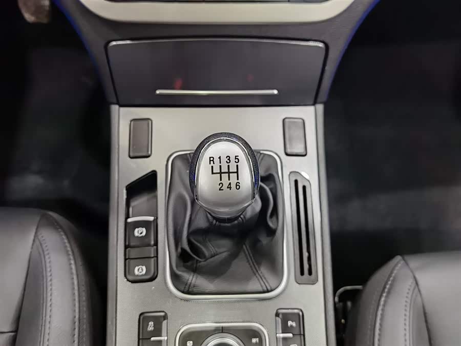 Haval H6 Coupe 2017 car image #14