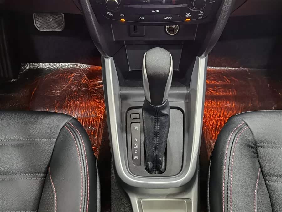 Soueast Vitara 2017 car image #14