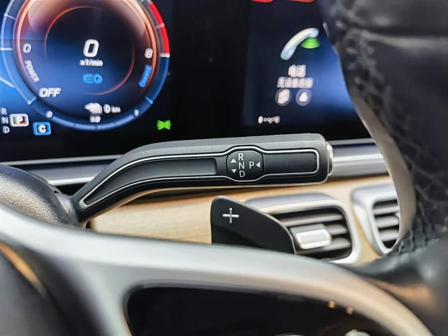 Mercedes-Benz GLE Class New Energy 2021 car image #14