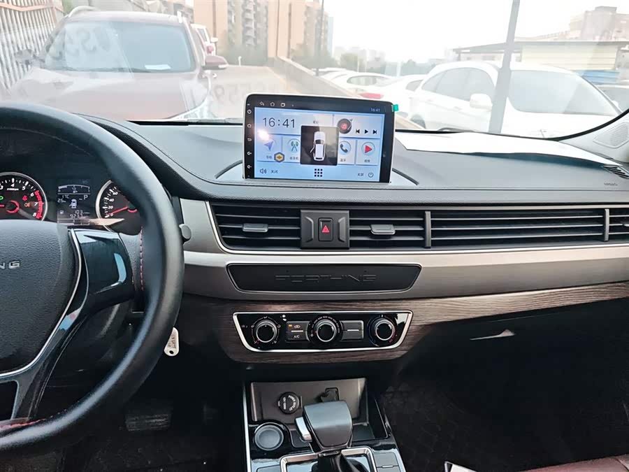 Forthing T5 2023 صورة سيارة #14