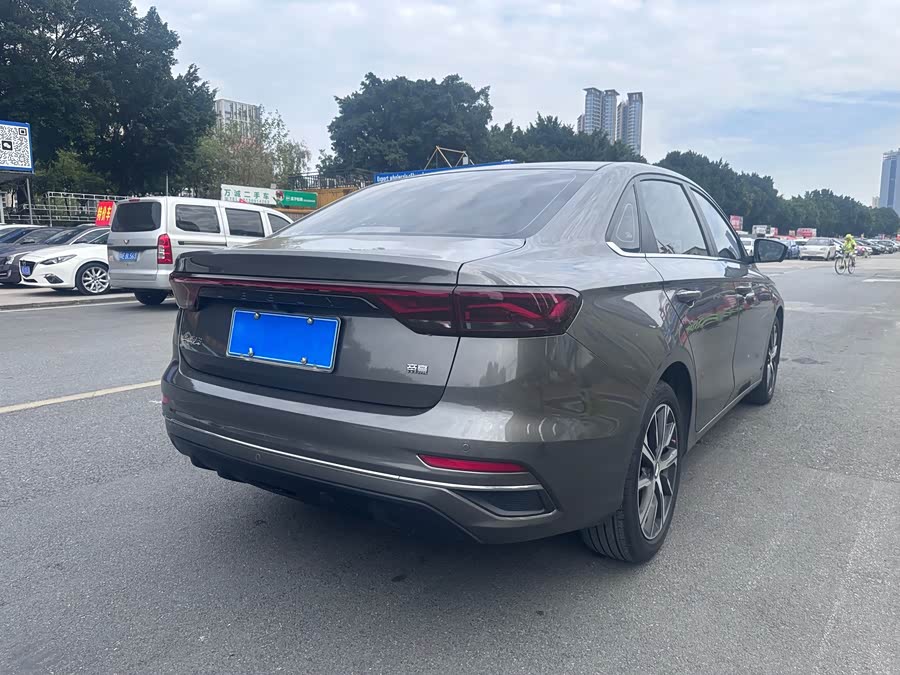 GEELY Emgrand 2022 car image #14
