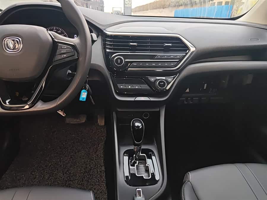 Changan Alsvin 2021 #14 Changan Alsvin 2021 car image #14