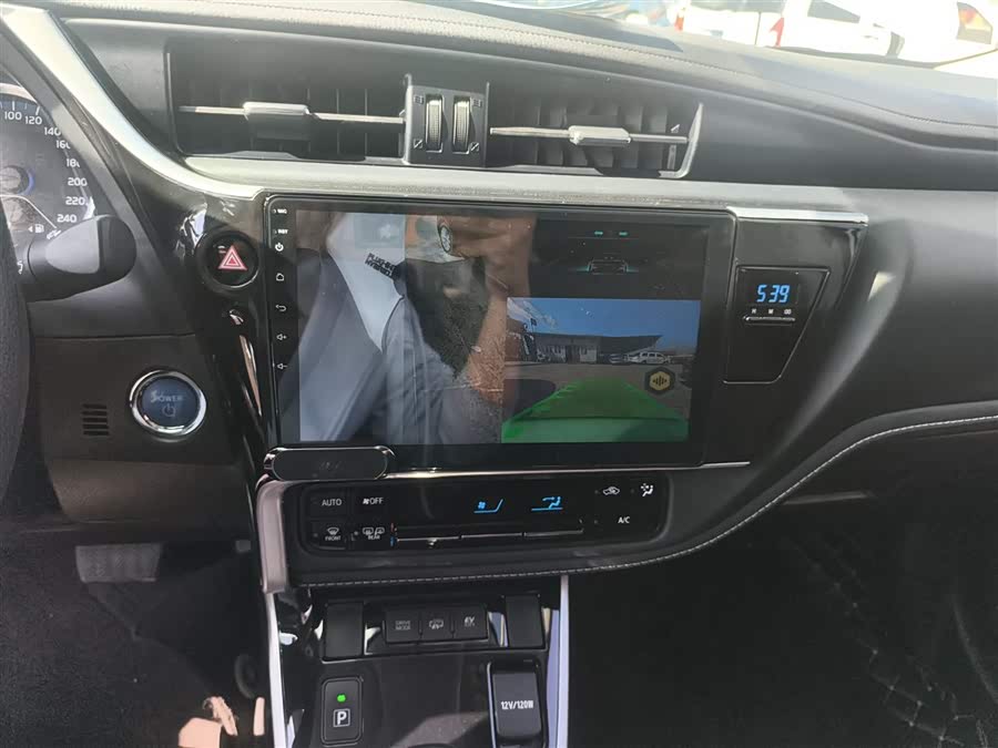 Toyota Corolla Hybird E+ 2022 immagine di auto #14