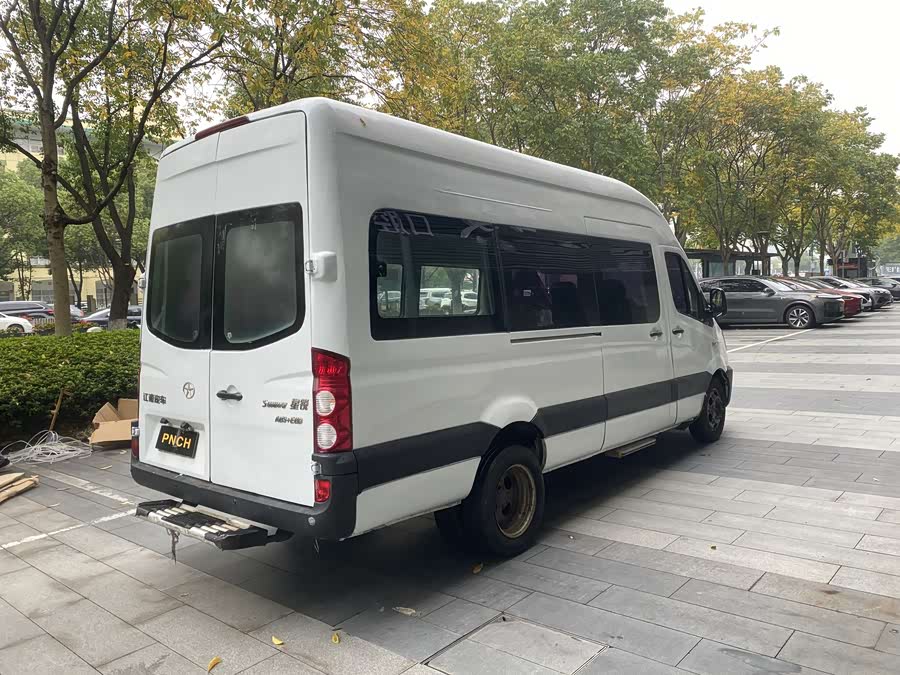 JAC 2017 #14 JAC 2017 car image #14