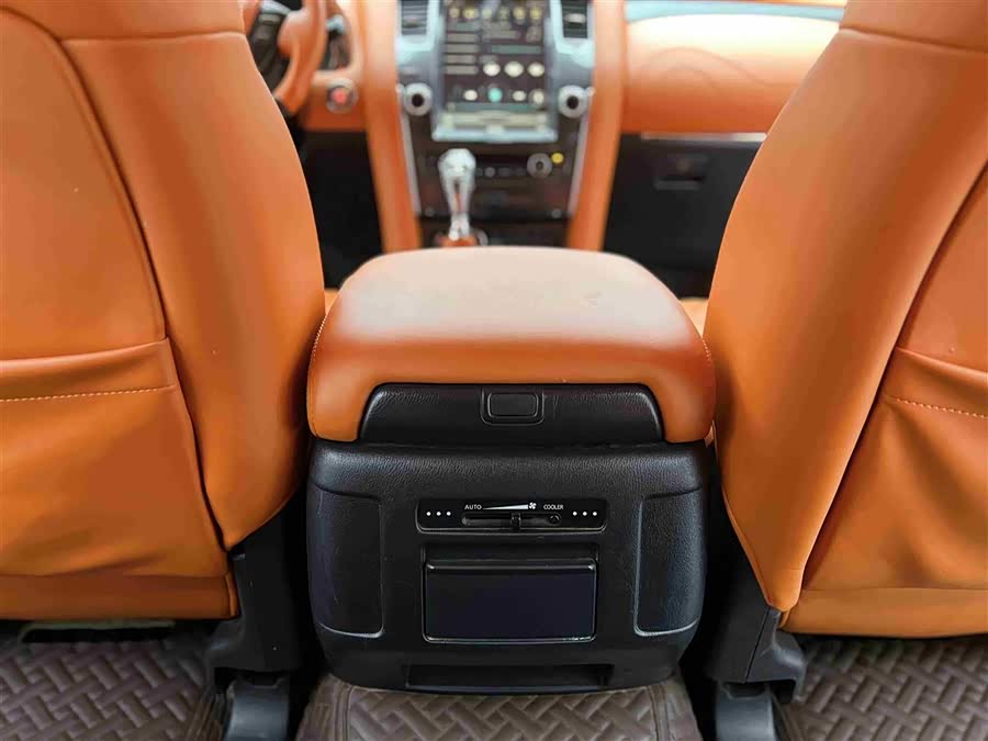 日产 途乐 2018 汽车图片 #14