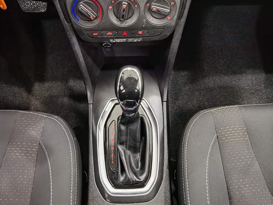 Chery Tiggo 3x 2018 car image #14