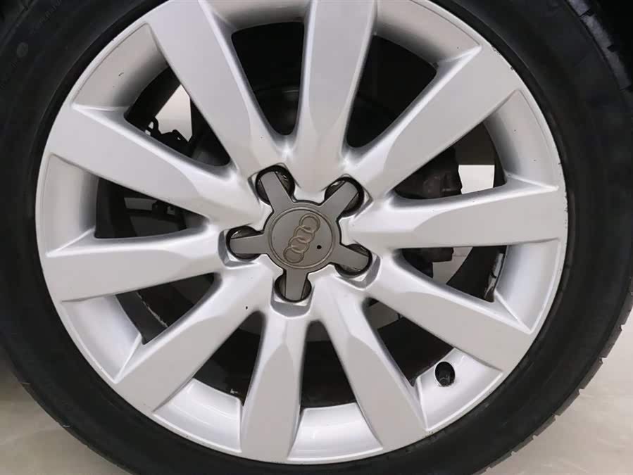 Audi A1 2013 car image #14