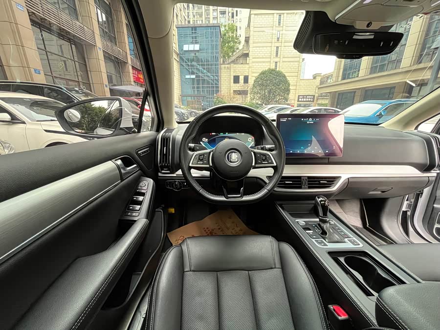 BYD Tang 2019 #14 BYD Tang 2019 car image #14