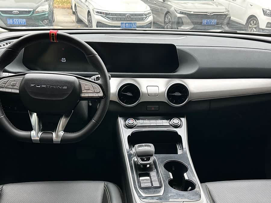 Forthing T5 EVO 2024 car image #14