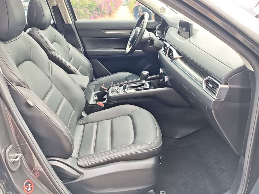 Mazda CX-5 2019 car image #14