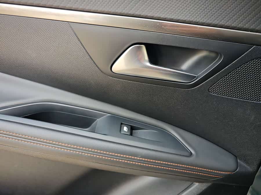 Peugeot 5008 2019 #14 Peugeot 5008 2019 car image #14