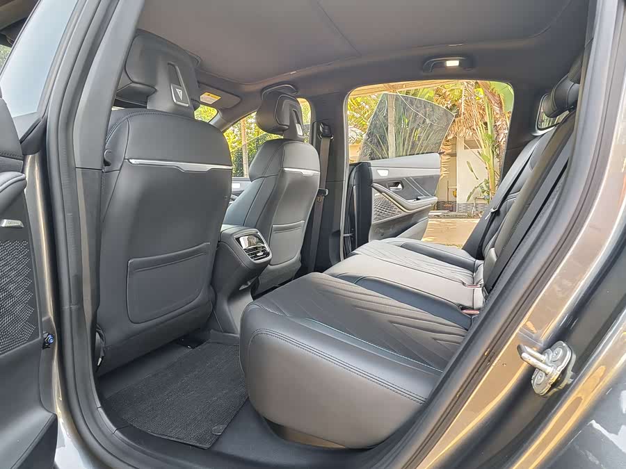 Deepal SL03 2024 #14 Deepal SL03 2024 car image #14