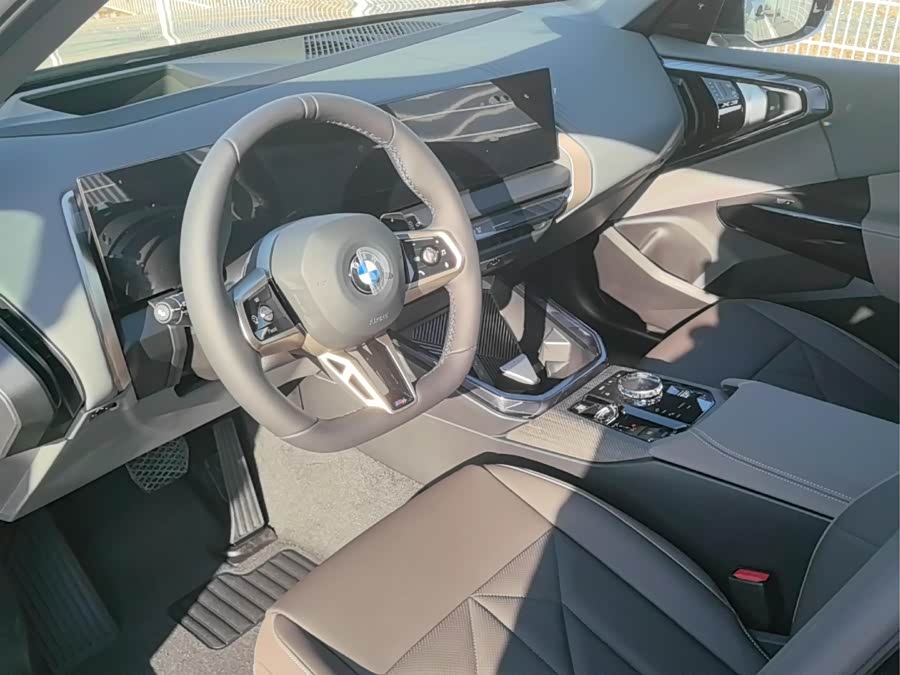 BMW X3 car image #14