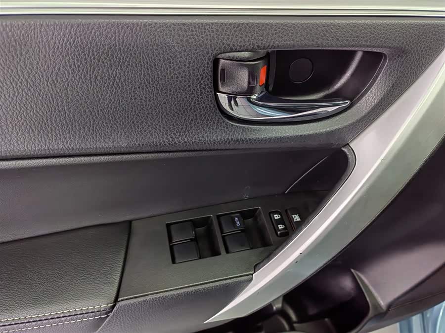 Toyota Corolla 2019 car image #14