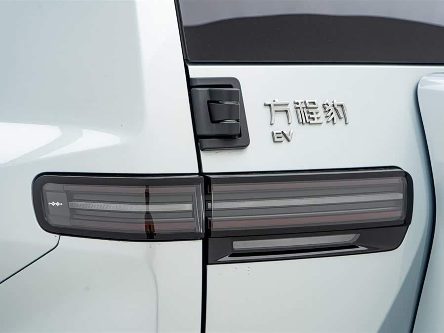 FangChengBao Tiger 3 2025 car image #14