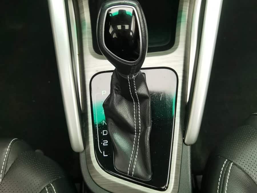 GEELY Vision X3 2017 car image #14