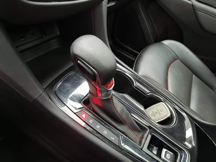 Chevrolet Equinox 2021 #14 Chevrolet Equinox 2021 car image #14