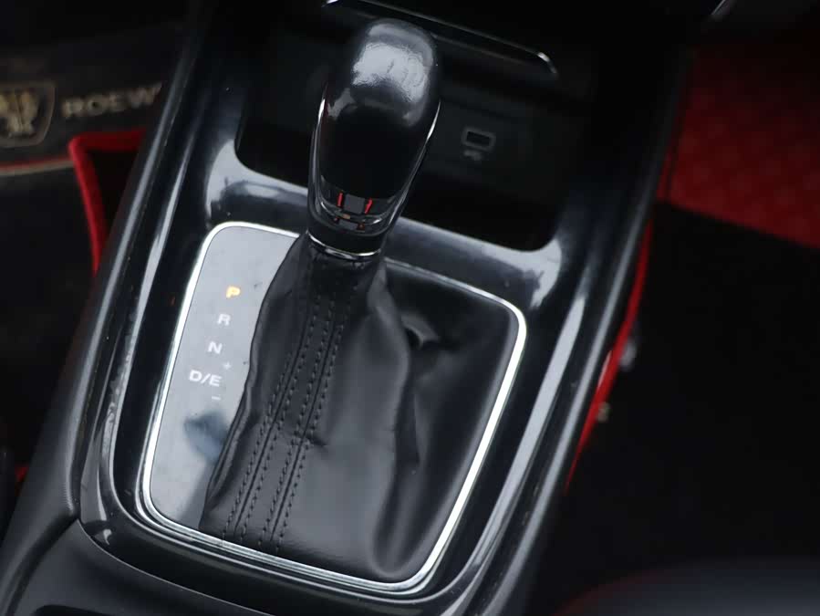 Roewe i5 2019 car image #14