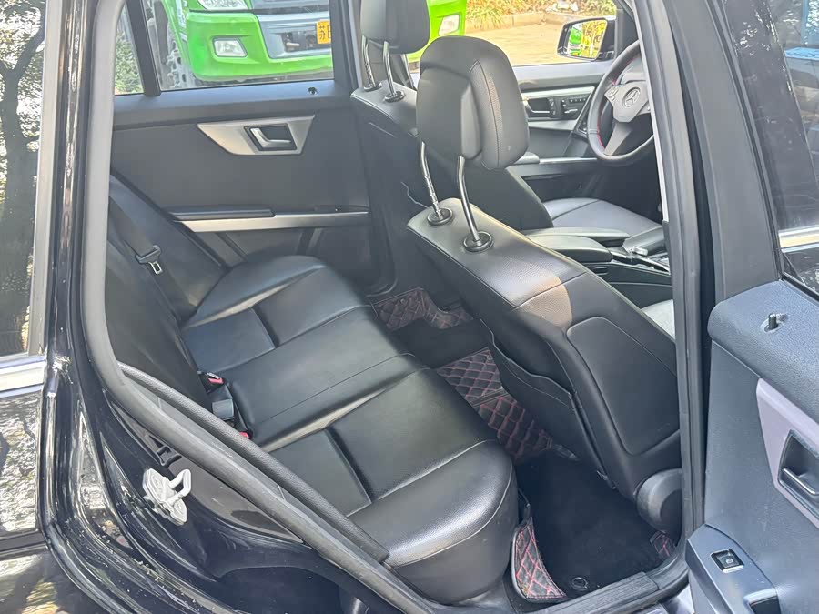 Mercedes-Benz GLK Class (Imported) 2011 car image #14