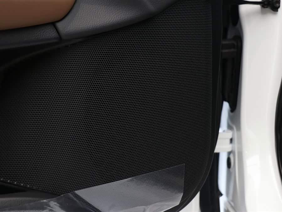 Toyota Crown 2025 صورة سيارة #14