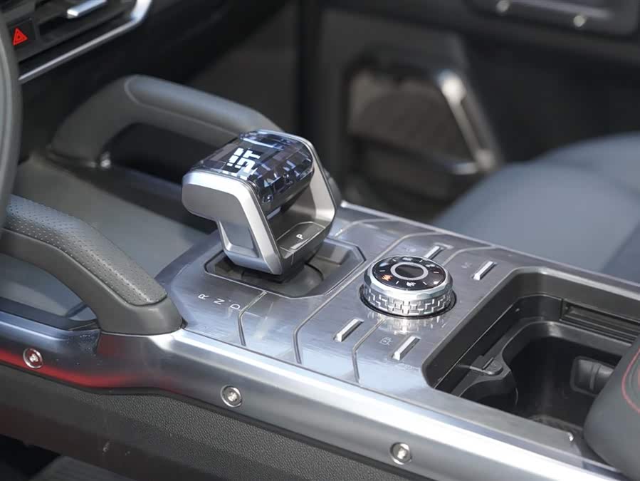 Jetour T2 2024 car image #14