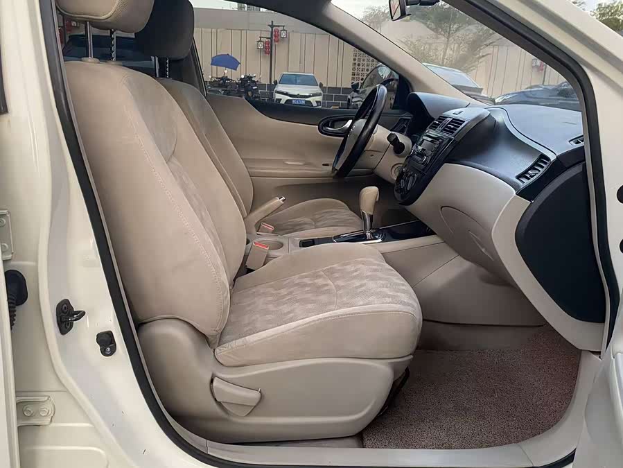 日产 骐达TIIDA 2015 汽车图片 #14